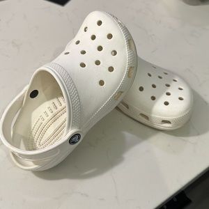 Crocs J2 white